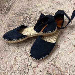 GAP sandal